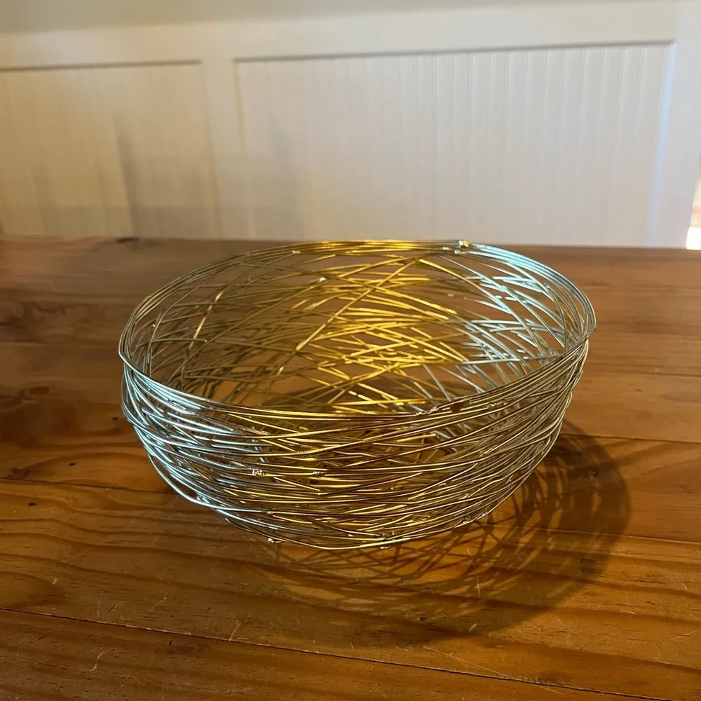 Gold Metal Wire Nest Basket - Picture 1 of 7